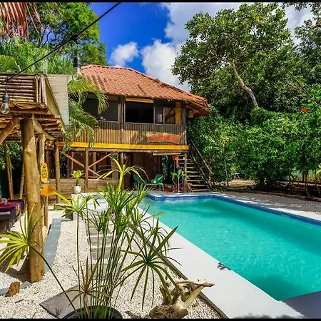 Matambu Casita Charming & Rustic With Shared Pool Villa